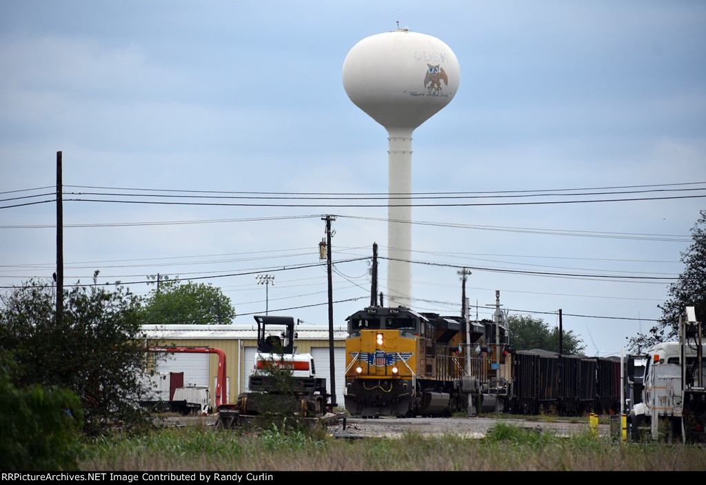 UP 8764 on the former SAUG 